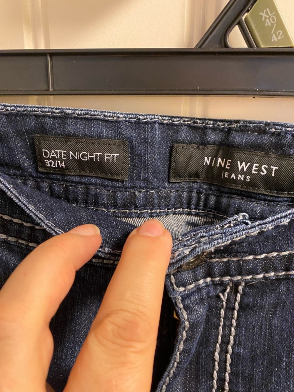 Nine West Jeans 32 14 Capri Length Dark Blue Date Night Fit Stretch Denim Bling - Picture 2 of 6